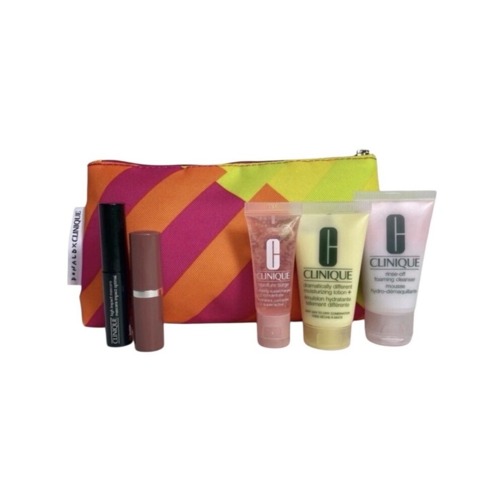Clinique Donald X Clinique Skincare Makeup Gift Set